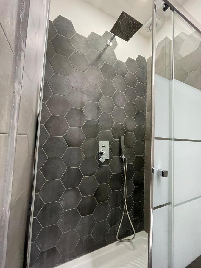 Isabel Home Неаполь Екстер'єр фото