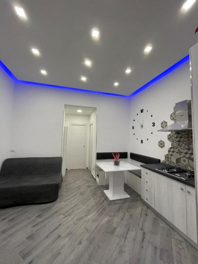 Isabel Home Неаполь Екстер'єр фото